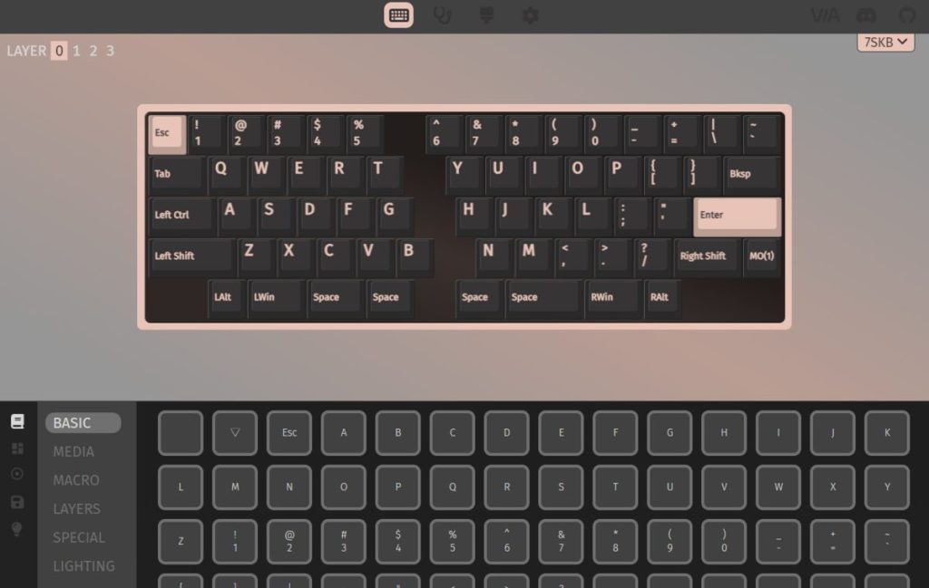 Keychron K3 MAXのキー配列をカスタマイズするためのソフトウェア『VIA』の設定画面スクリーンショット。ブラウザ上でドラッグ&ドロップにより自由にキーマッピングを変更している様子。